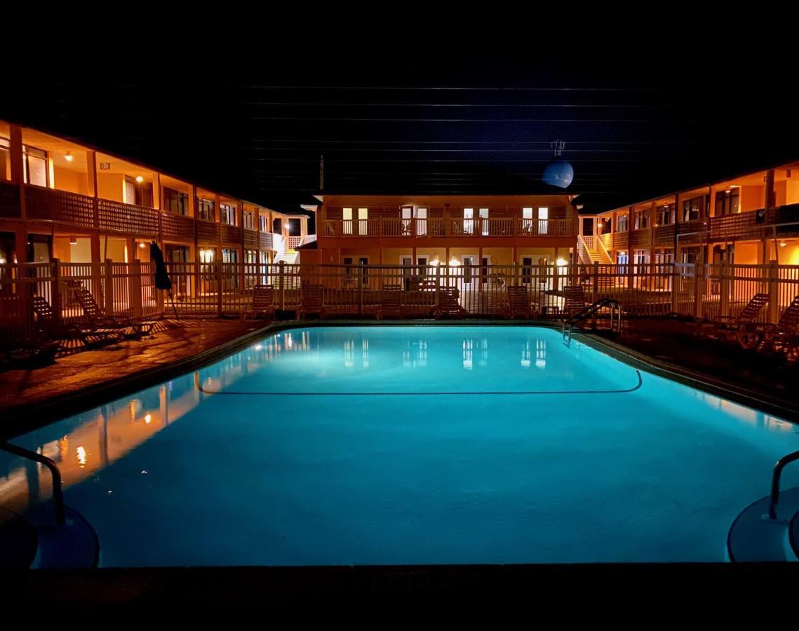 Buccaneer Inn Wyspa St. George Zewnętrze zdjęcie